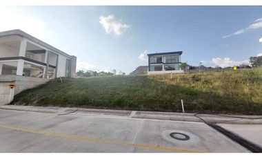 En venta exclusivo lote Park house totalmente plano Ruitoque bajo