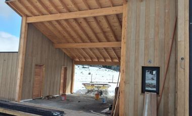 Casa a estrenar - B° Noregon - San Martin De Los Andes