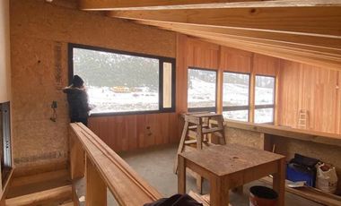 Casa a estrenar - B° Noregon - San Martin De Los Andes