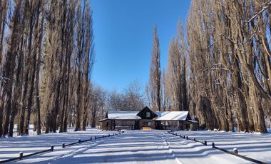 Casa a estrenar - B° Noregon - San Martin De Los Andes