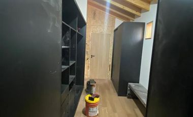 Casa a estrenar - B° Noregon - San Martin De Los Andes