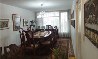 Casa para arriendo,  en Santa Bárbara Central