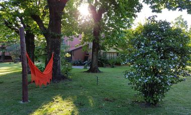 Casa quinta, Zamudio esq. Cavallo, Bº El Pinar, Marcos Paz, Cod.2280