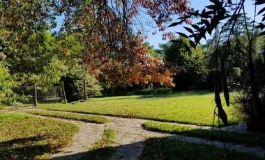 Casa quinta, Zamudio esq. Cavallo, Bº El Pinar, Marcos Paz, Cod.2280