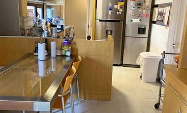 VENTA increible TRIPLEX Reciclado a full  4 dormit 2 coch playroom PILETA y terraza propias
