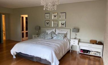 VENTA increible TRIPLEX Reciclado a full  4 dormit 2 coch playroom PILETA y terraza propias