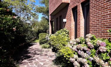 NORDELTA LA ISLA  Venta de Importante Casa OPORTUNIDAD!!