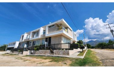 Apartatamento con vista al mar Cerca a Bello Horizonte 005