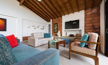 Hermosa casa finca de un solo nivel