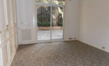 ALQUILER: U$8.500 paquete, sin muebles - Importante PISO estilo racionalista en la mejor zona de embajadas de Barrancas CON JARDÍN PROPIO!! -