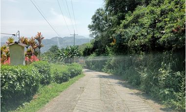 VENDO CASA CAMPESTRE - SASAIMA - URGEME MOTIVO VIAJE
