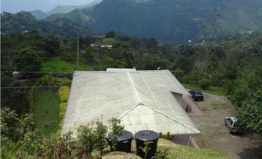 VENDO CASA CAMPESTRE - SASAIMA - URGEME MOTIVO VIAJE