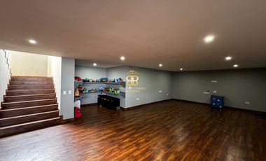 SE VENDE CASA EN YERBABUENA