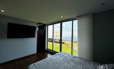 SE VENDE CASA EN YERBABUENA