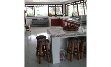 Se Vende Finca Cerca a Cartago