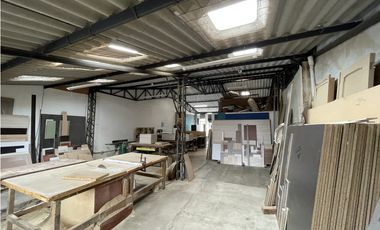 Se Vende/Alquila Bodega Centro de Armenia Bajo Impacto