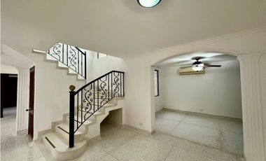 CASA CONJUNTO DE 2 PISOS EN VENTA