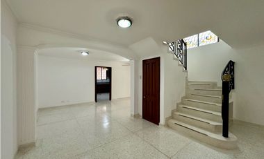 CASA CONJUNTO DE 2 PISOS EN VENTA