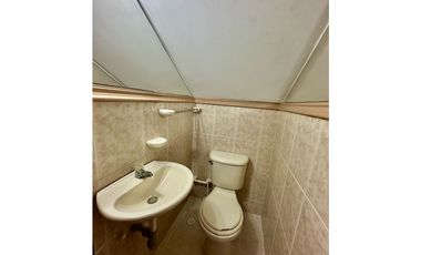 CASA CONJUNTO DE 2 PISOS EN VENTA