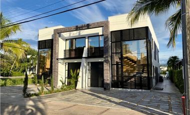 VENDO CASA PARA ESTRENAR EN LAGOS DEL PEÑON GIARADOT CUND.