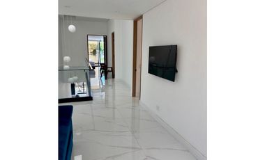 VENDO CASA PARA ESTRENAR EN LAGOS DEL PEÑON GIARADOT CUND.