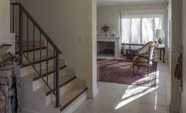 VENTA CASA EN LA ALAMEDA NORDELTA CON EXCELENTES VISTAS A LA LAGUNA