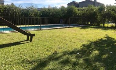 VENTA CASA EN LA ALAMEDA NORDELTA CON EXCELENTES VISTAS A LA LAGUNA