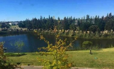 VENTA CASA EN LA ALAMEDA NORDELTA CON EXCELENTES VISTAS A LA LAGUNA