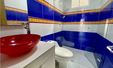 SE ARRIENDA CASA DE 4 ALCOBAS EN MAMATOCO, SANTA MARTA