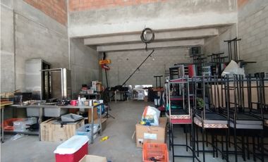 LOCAL EN ARRIENDO SECTOR MILLA DE ORO - POBLADO