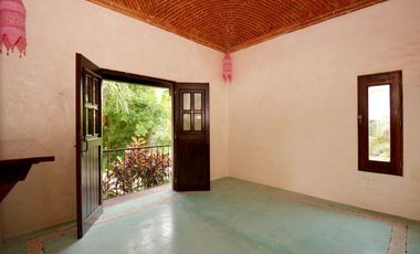 CASA DEL ÁRBOL