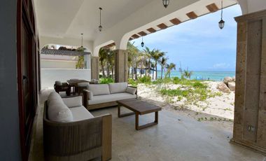VILLA CANTERA FRENTE AL MAR EN PLAYA PARAISO