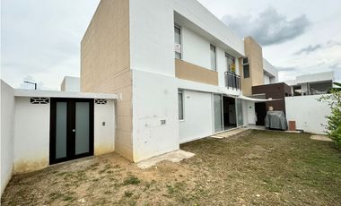 VENDO CASA EN PEÑALISA, RICAURTE, CUNDINAMARCA
