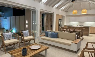 CASA EN VENTA EN LAGOS DEL PEÑON, GIRARDOT
