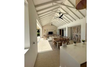 CASA EN VENTA EN LAGOS DEL PEÑON, GIRARDOT