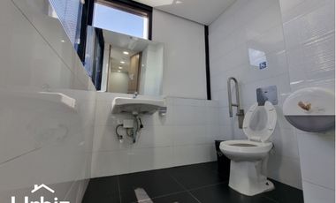 Arriendo de Consultorio de 42.5 m² en Centro Médico de Cajica