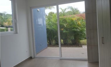 VENDEMOS  CASA CAMPESTRE UN PISO COND.BARU- VILLAVICENCIO