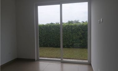 VENDEMOS  CASA CAMPESTRE UN PISO COND.BARU- VILLAVICENCIO