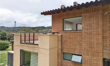 casa en venta en la calera