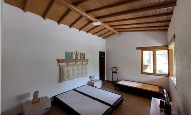 FINCA EN ARRIENDO UBICADA EN EL RETIRO ANTIOQUIA, SECTOR LA MARIA