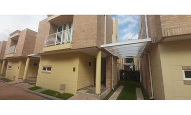 ARRIENDO CASA EN CHIA, VEREDA LA FAGUA, CUNDINAMARCA