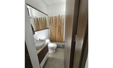VENTA HERMOSA CASA CAMPESTRE CON PISCINA CERRITOS PEREIRA