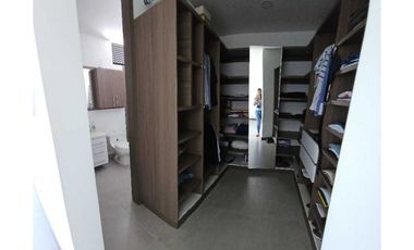 VENTA HERMOSA CASA CAMPESTRE CON PISCINA CERRITOS PEREIRA