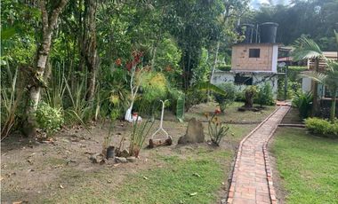 CASA CAMPESTRE EN LA GRAN VIA CUNDINAMARCA