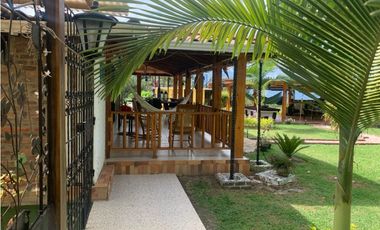 CASA CAMPESTRE EN LA GRAN VIA CUNDINAMARCA