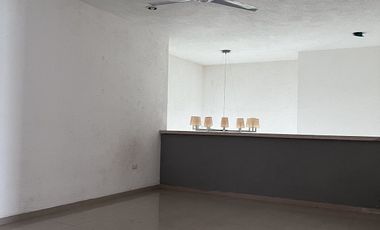 Casa en Renta en Mérida, Privada Las Palmas, Montes de Amé