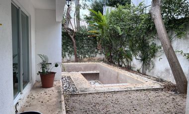 Casa en Renta en Mérida, Privada Las Palmas, Montes de Amé