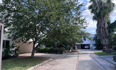 Casa en Renta en Mérida, Privada Las Palmas, Montes de Amé