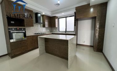 SE VENDE CASA NUEVA en Valdivia