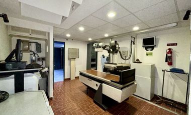 Consultorio en Centro Médico del Valle